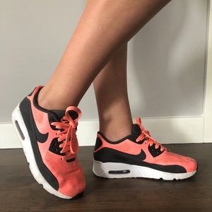 Nike Air Max 90 Sneaker
